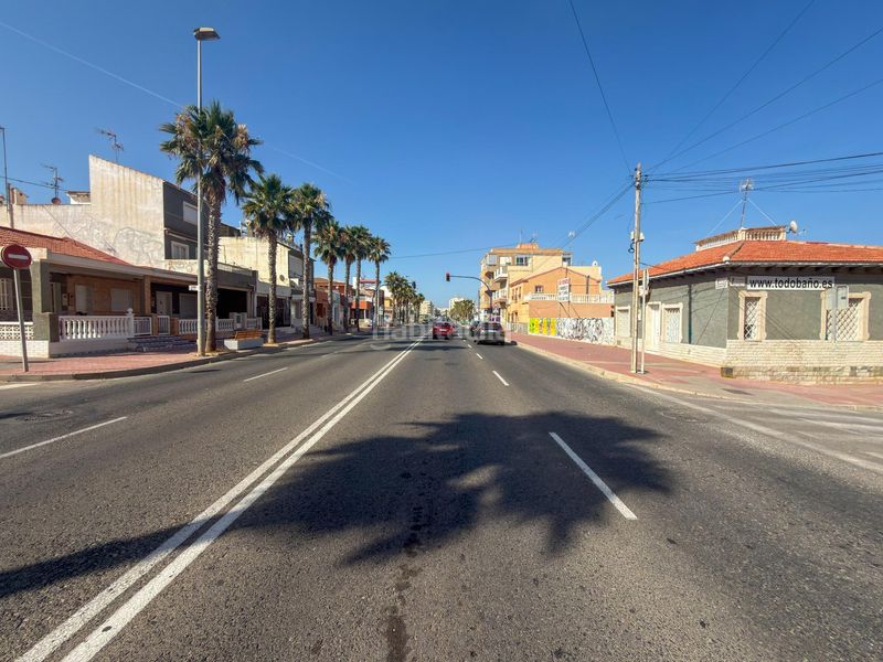 Foto 40fb6257-1289-474e-a270-357d1270b2cc. Tríplex a calle rojales 7 a Playa de los Náufragos Torrevieja