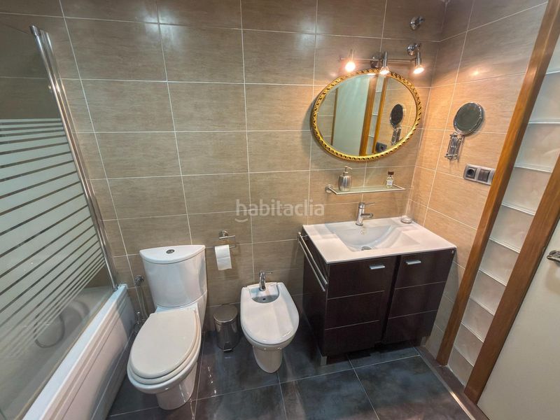 Foto b54d7b4c-e057-4162-b7b9-b86c4b8e257f. Tríplex a calle rojales 7 a Playa de los Náufragos Torrevieja