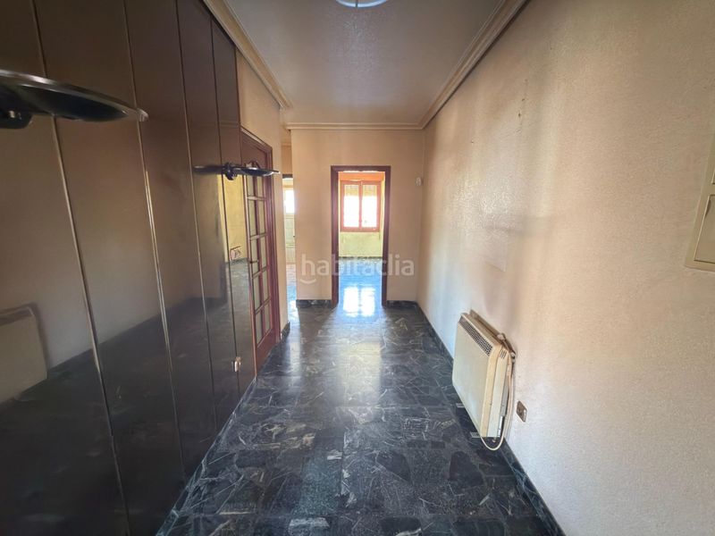 Foto 1e786108-9055-47aa-8a16-f88f4d63415e. Casa amb aparcament a Cox
