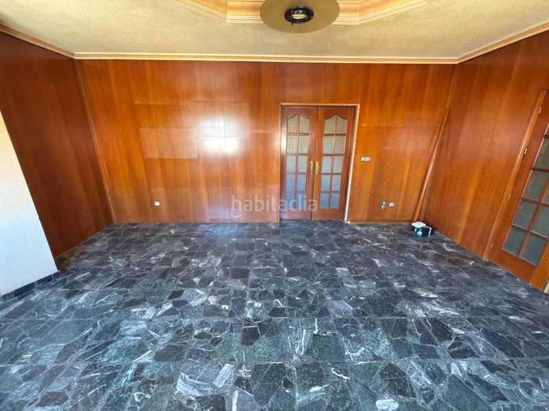 Foto 621808ea-11cb-4f34-a8ac-86258f1164ff. Casa amb aparcament a Cox