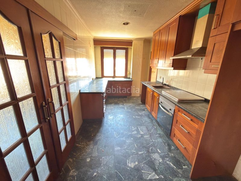 Foto 7ec638fc-5a00-4585-8733-8f6d6acfe053. Casa amb aparcament a Cox