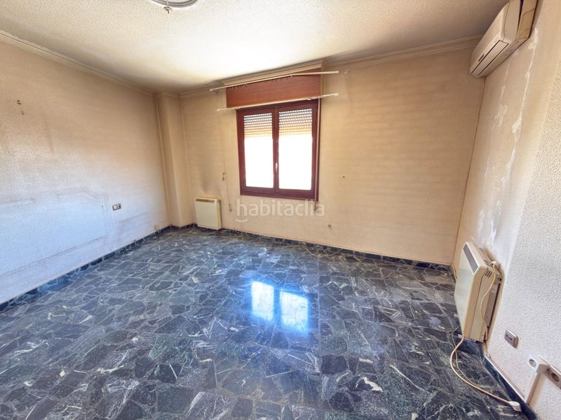 Foto 85d7725c-1cf2-4f8e-901a-d18354d926a3. Casa amb aparcament a Cox