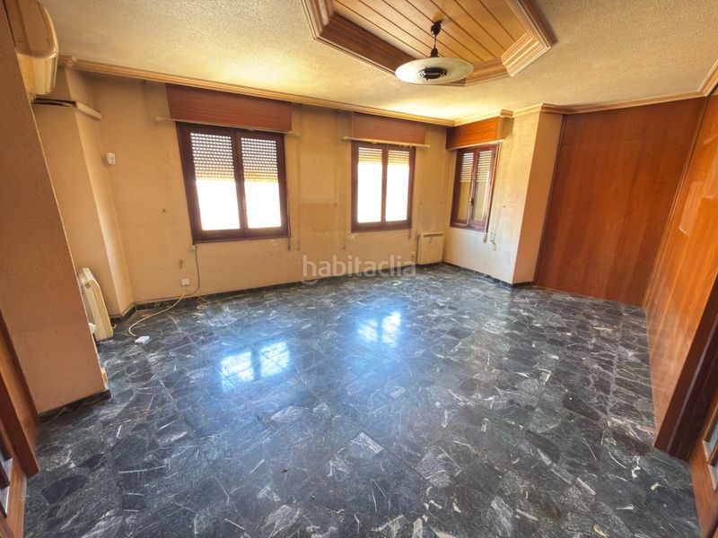 Foto b1504647-8bd2-4ae6-a14f-21414dadbfc2. Casa amb aparcament a Cox