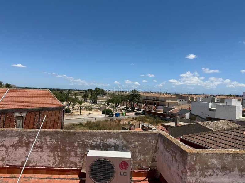 Foto ea22df79-58da-44e9-ae19-4f34446faea5. Casa amb aparcament a Cox