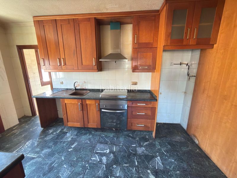 Foto eb2ec6a5-272c-47cf-a567-e123922b0189. Casa amb aparcament a Cox