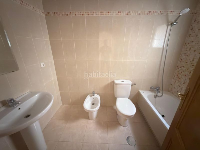 Foto 5600a6df-44fa-4e12-8fee-db46212211e9. Planta baixa a Catral