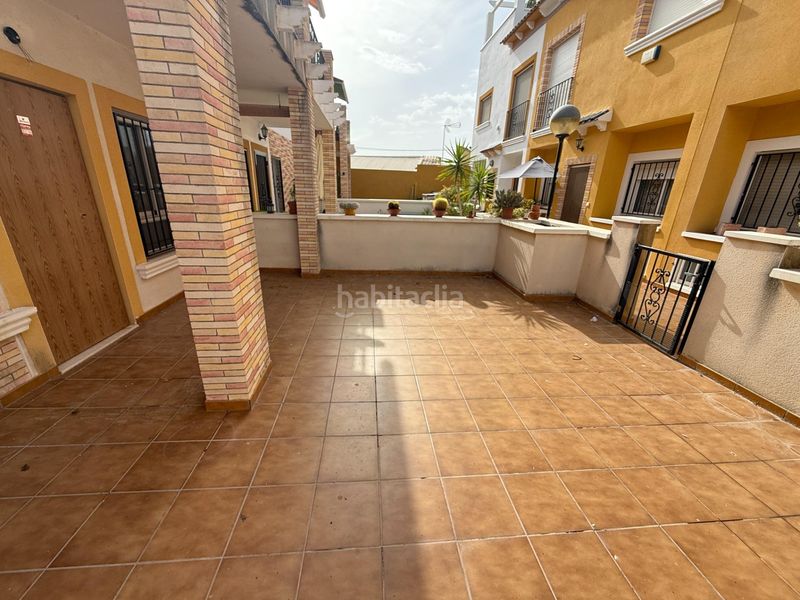 Foto 6d096f27-3bdc-4755-97ef-1a68d0077b2c. Planta baixa a Catral