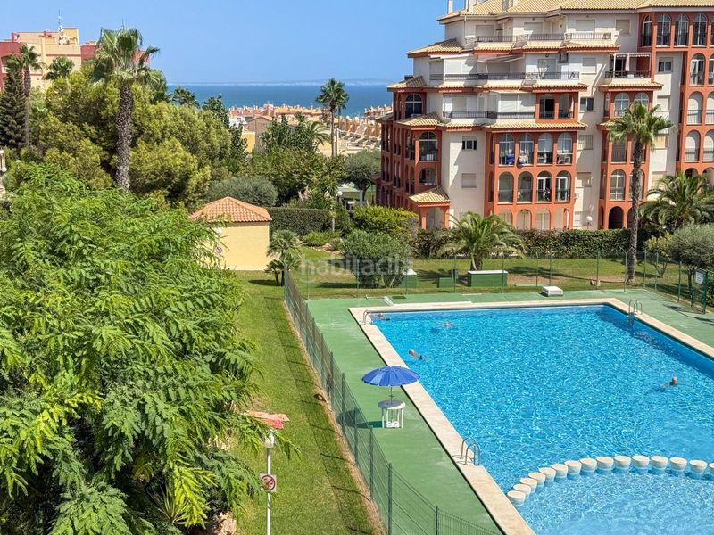 Foto 03a11e72-fb60-4579-8072-94d53a3d21eb. Lloguer apartament a calle helena 2 a Torreblanca Torrevieja