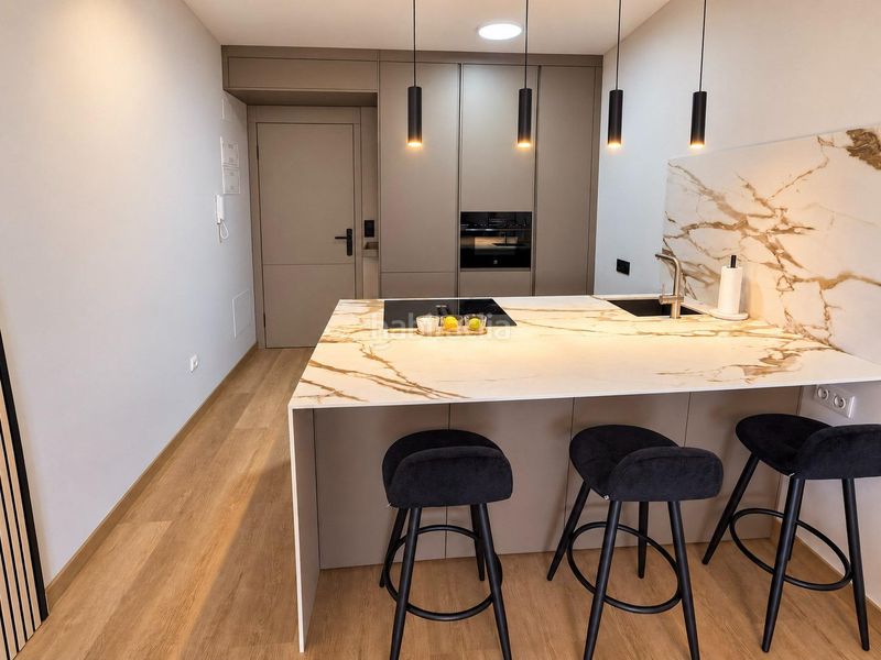 Foto 3227f9e2-6db8-41a7-8c78-4c0b1a01e1e9. Lloguer apartament a calle helena 2 a Torreblanca Torrevieja