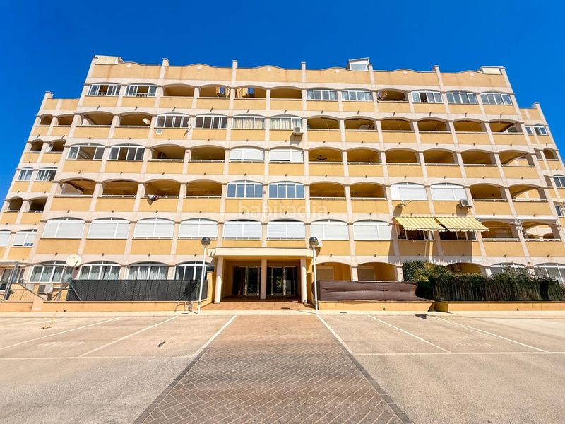 Foto 3d9181c7-4fda-4fb0-a833-74304c0090b0. Lloguer apartament a calle helena 2 a Torreblanca Torrevieja
