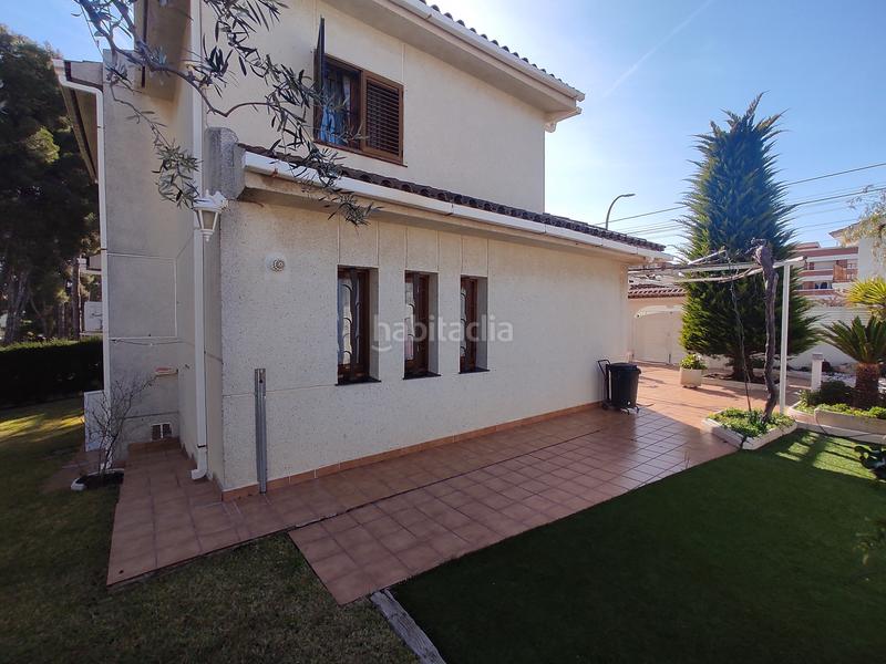 Foto 120a856f-4eaa-4a15-96d1-35f9e49cd801. Chalet en Coma-ruga platja Coma-ruga