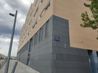 Aparcament cotxe a Carrer de castellterol 5