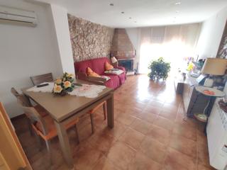 Casa a Capçanes. Para entrar a vivir!!