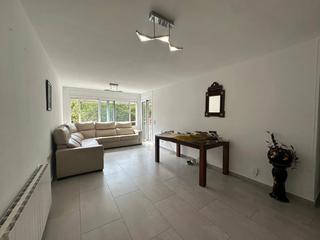 Pis  Carrer de balmes. Piso de 115m2 con 2 plazas de parking y 2 trasteros