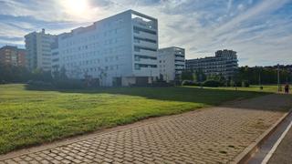 Car parking in Carrer de l'estatut 45