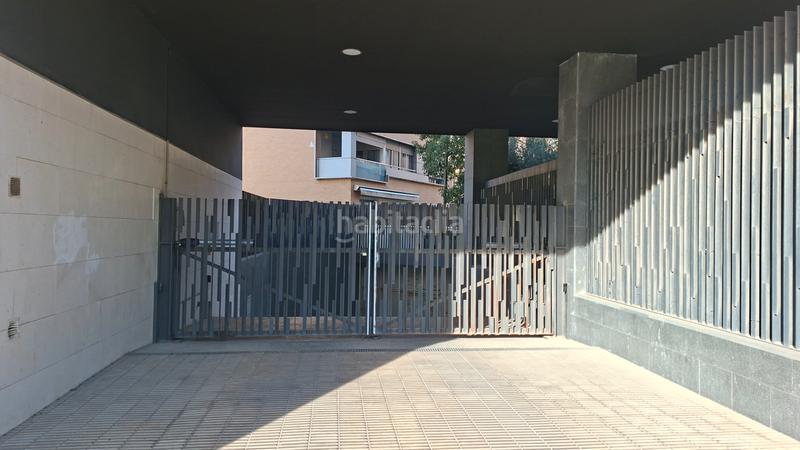 Foto 73f6afaf-b59e-434c-82c2-3b7df206568f. Parking voiture dans carrer de l'estatut 45 dans Can Roca Terrassa