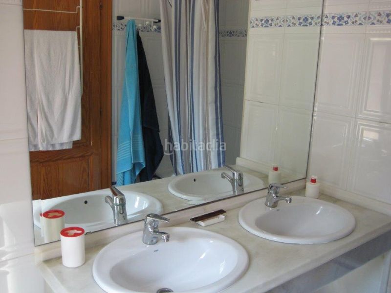 Foto 7cd18440-8172-4ad5-9c95-fad49e257aec. Chalet en Las Rotas / Les Rotes Dénia