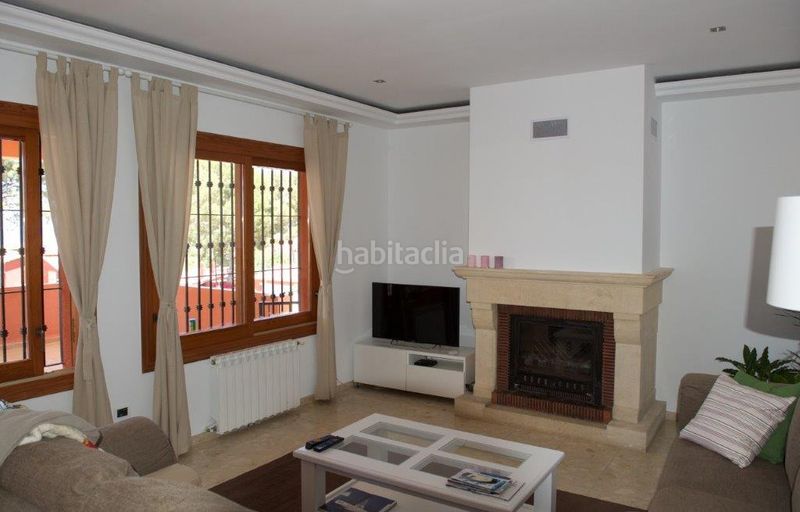 Foto c7fb1861-6ccb-44dd-bd9e-7f59f219350a. Chalet en Las Rotas / Les Rotes Dénia