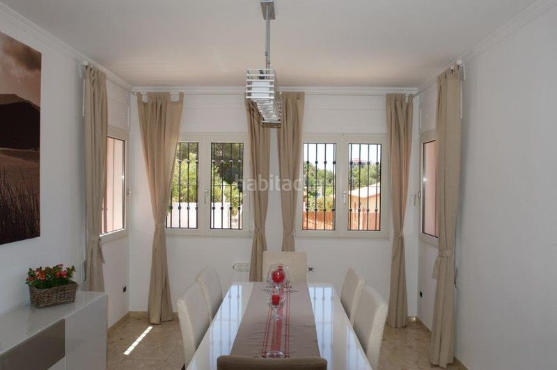 Foto d37cf0c3-a3c5-412f-a87e-a09f0bed7708. Chalet en Las Rotas / Les Rotes Dénia