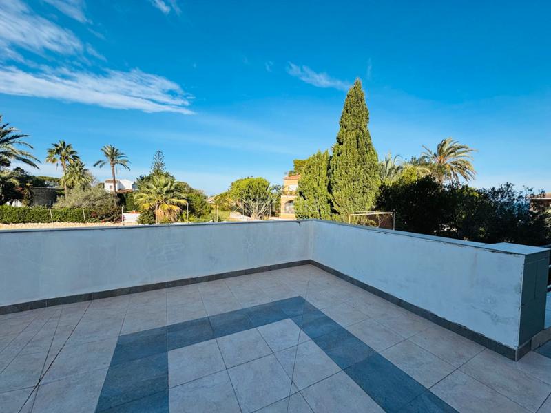 Foto 169c67c5-6af8-4243-b5d4-cea5b1900015. Chalet mit heizung parking pool in Las Rotas / Les Rotes Dénia