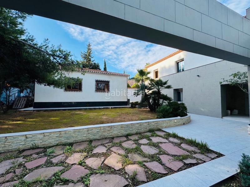 Foto 90471f97-6820-4c83-9723-f1977d273e11. Chalet con riscaldamento parcheggio piscina in Las Rotas / Les Rotes Dénia