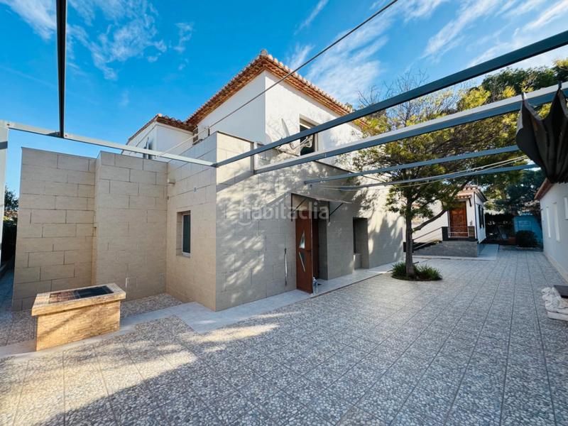 Foto cce709f6-c548-4466-9e97-32076e4c9be6. Chalet con riscaldamento parcheggio piscina in Las Rotas / Les Rotes Dénia