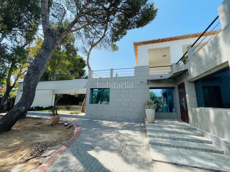 Foto 714fd7a6-bc3b-4611-a3d0-e69f5c814e5c. Xalet amb calefacció aparcament piscina a Las Rotas / Les Rotes Dénia