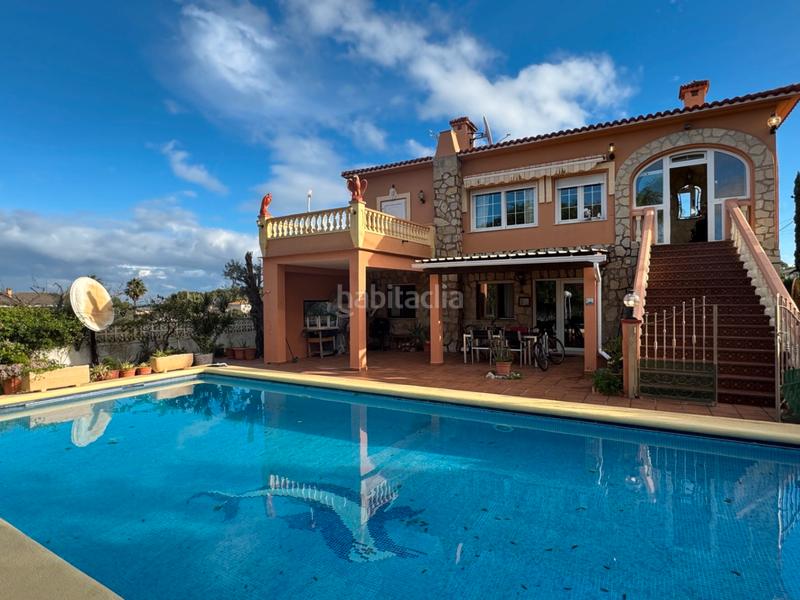 Foto b9698bd0-5d6c-449e-b7cd-f2d995c860ca. Chalet con riscaldamento parcheggio piscina in El Montgó Dénia