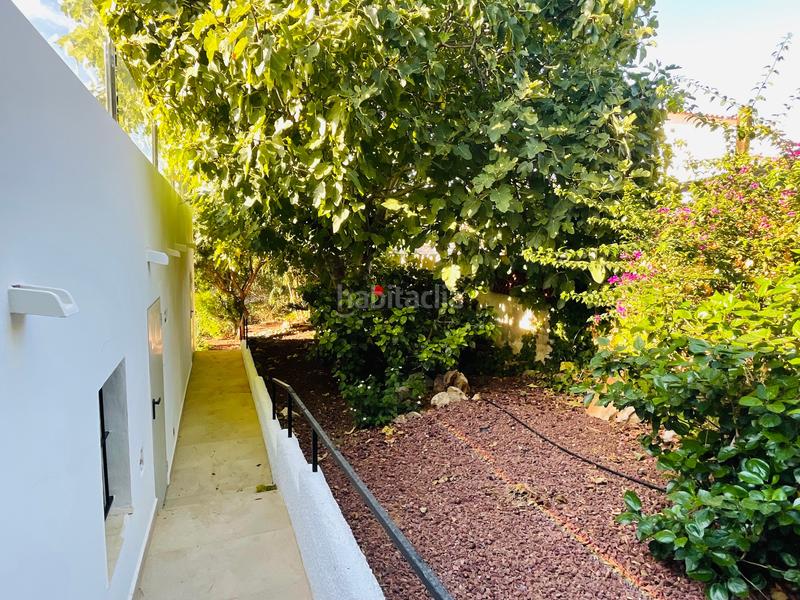 Foto 7d7fdad3-488f-4d72-bc39-30c8f5bc67cd. Chalet with heating parking pool in La Pedrera-Vessanes Dénia