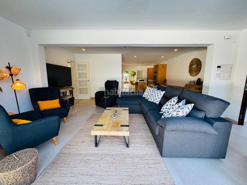 Foto e8f72693-118d-4abc-80cf-7a8248f21c0a. Xalet amb calefacció aparcament piscina a La Pedrera-Vessanes Dénia