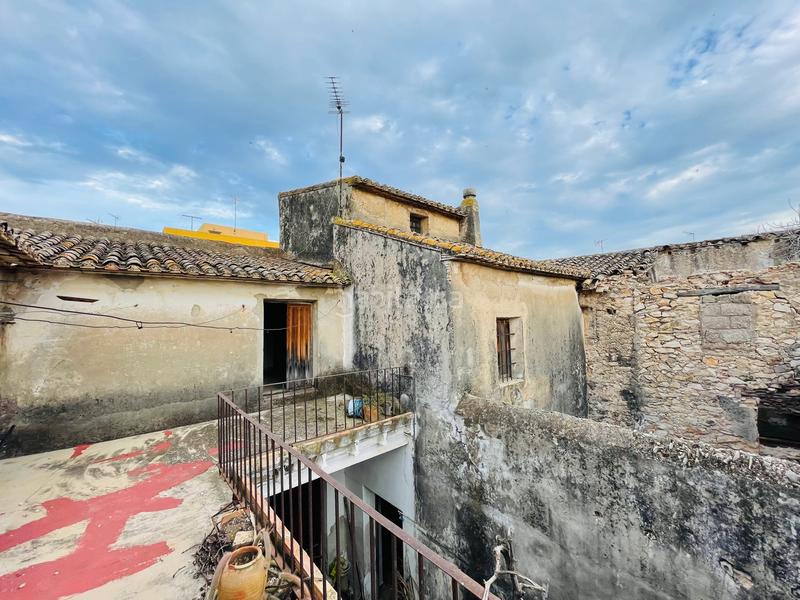 Foto 11b61bb4-abaa-4c8b-aae9-7b06bbc2e3eb. Masia amb aparcament a Verger (el)