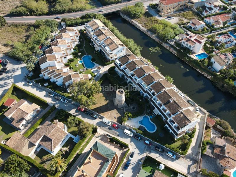 Foto 7ebada8c-2294-48ad-be5d-487dc96918a8. Apartament amb aparcament piscina a L'Almadrava - L'Estanyó Dénia