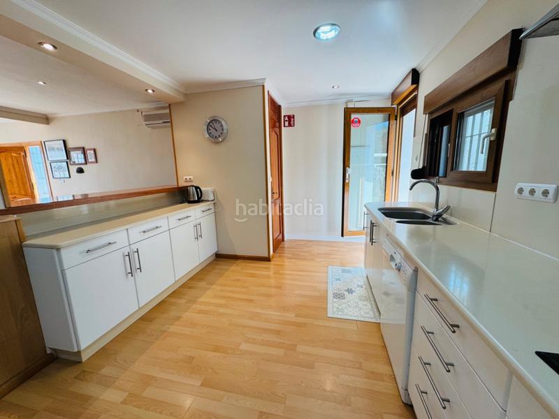 Foto f1b6e88c-f5e2-4981-8335-f034b4020bf6. Chalet mit parking pool in El Montgó Dénia