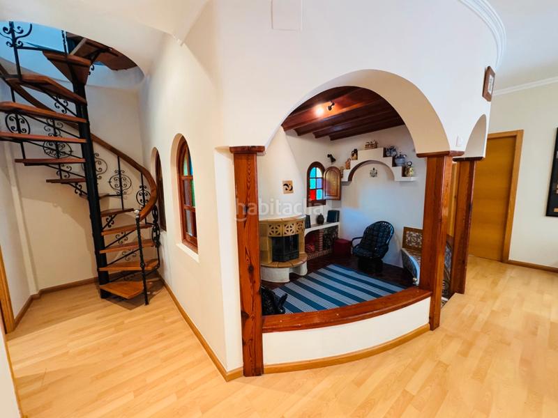 Foto 7c809c33-8c83-43f4-835b-8e97779d8b3e. Chalet en El Montgó Dénia