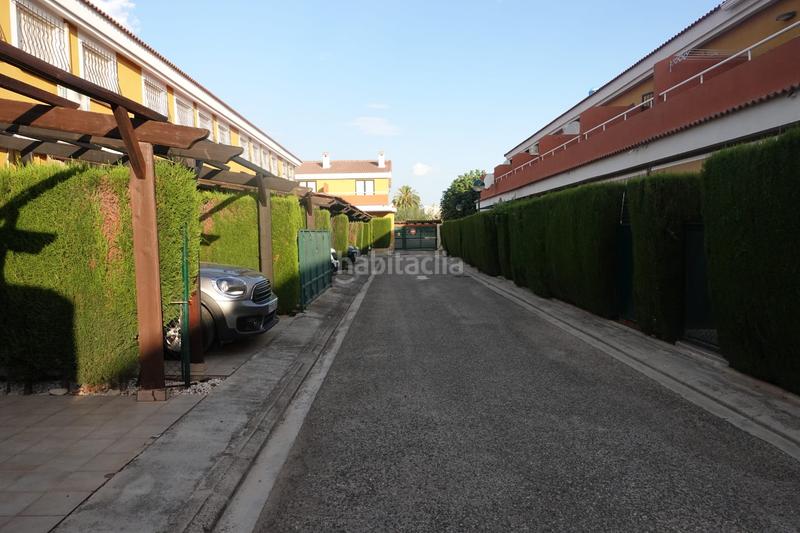 Foto 0bd82c86-84f3-4964-8b14-0da58807b13f. Reihenhaus mit parking pool in Poblets (els)