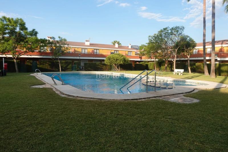 Foto 413ed33f-fe33-40f8-a619-57ffcb1c7ad3. Reihenhaus mit parking pool in Poblets (els)