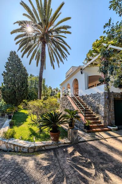 Foto 46d58d4c-1476-466b-8d7b-70918687286a. Chalet mit heizung parking pool in Las Rotas / Les Rotes Dénia