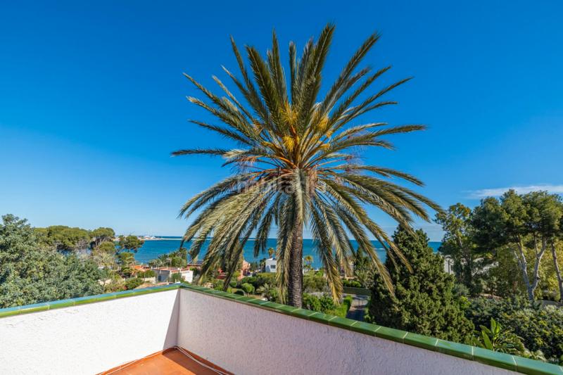 Foto 97cba1b6-4037-47f5-b53c-d31ede382ec7. Chalet mit heizung parking pool in Las Rotas / Les Rotes Dénia