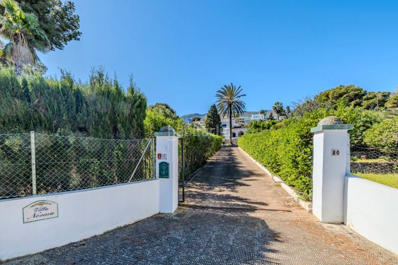 Foto 9e92d50a-9b3e-4fd7-80bc-36cf62275845. Chalet mit heizung parking pool in Las Rotas / Les Rotes Dénia