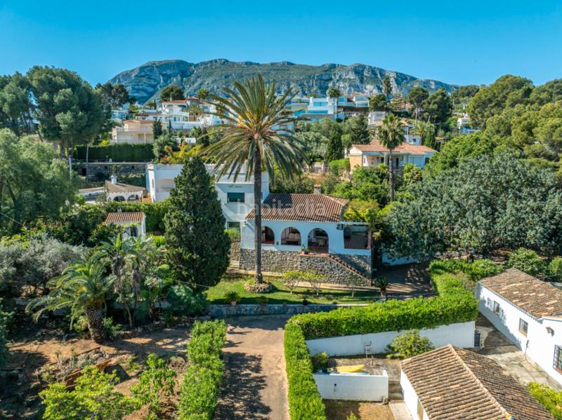 Foto 253f02f3-48bc-4ba7-8f6f-7688e6ef388e. Xalet amb calefacció aparcament piscina a Las Rotas / Les Rotes Dénia