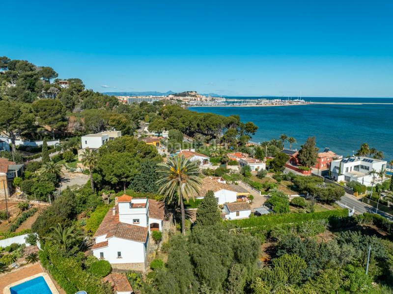 Foto cb2ff9df-b701-4d46-8e6d-ebda51e65ee1. Xalet amb calefacció aparcament piscina a Las Rotas / Les Rotes Dénia