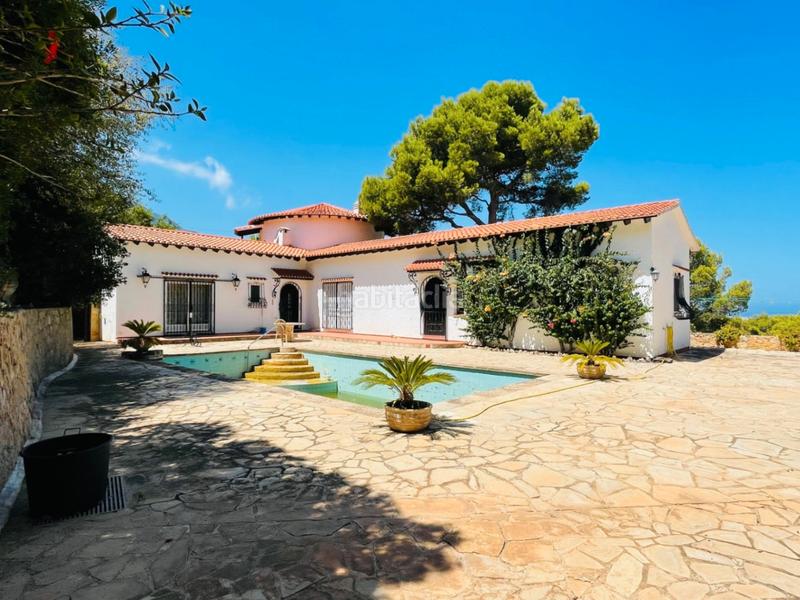 Foto 546b93b6-c29b-424f-b1be-4a588218ae1e. Chalet avec parking piscine dans Las Rotas / Les Rotes Dénia