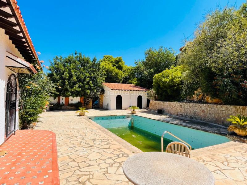 Foto cf4cf5b2-1638-490f-b45f-e89e824e7c17. Chalet con parcheggio piscina in Las Rotas / Les Rotes Dénia