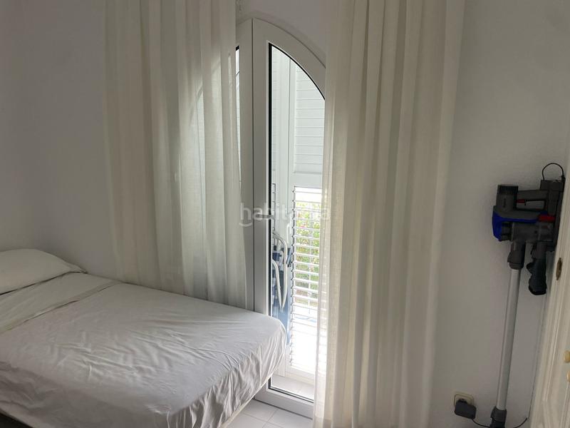 Foto d12794db-3add-413c-9539-2b9e33778c20. Location appartement avec parking piscine dans El Montgó Dénia