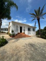 Masia a La Pedrera-Vessanes