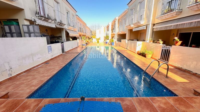 Foto 45c39acc-c259-4204-b27c-88a9d38bcf41. Casa adossada amb aparcament piscina a Sagra