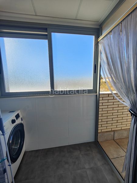 Foto be6b7491-5478-4513-8a46-199f407fe7a8. Pis amb piscina a Centro Albacete