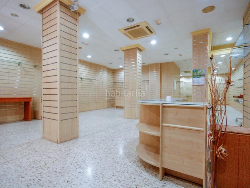 Foto 0f0f30fc-7a76-44cb-906a-8cbff62242c4. Alquiler local comercial ideal local en el centro del pueblo en Coín