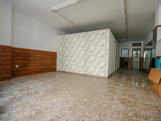 Lloguer Local Comercial a Centro. Local comercial adaptado en el centro