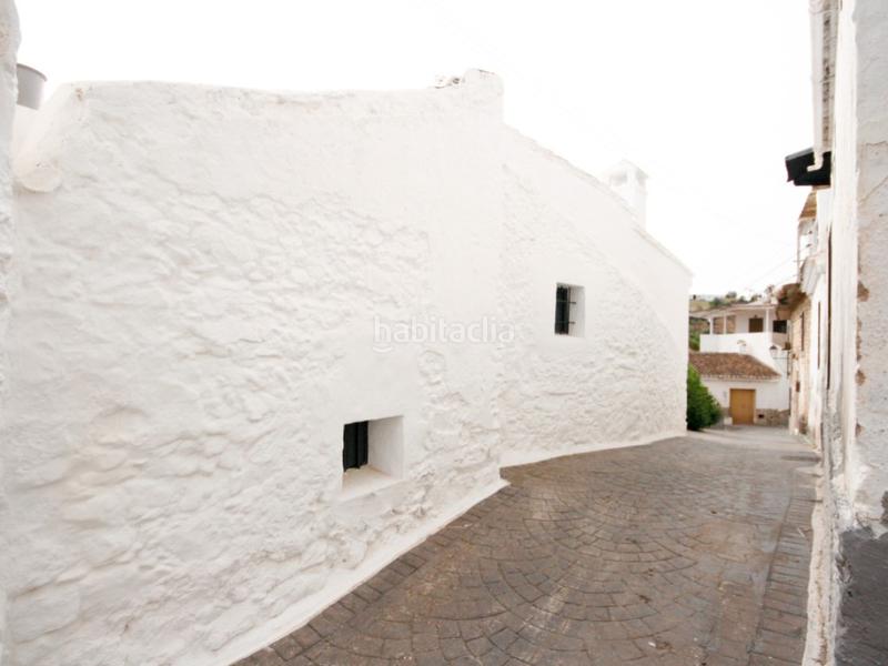 Foto 4bd83ae2-a5fc-4d96-95af-c4d3941c1d0f. Casa pareada encantadora casa tradicional en Guaro